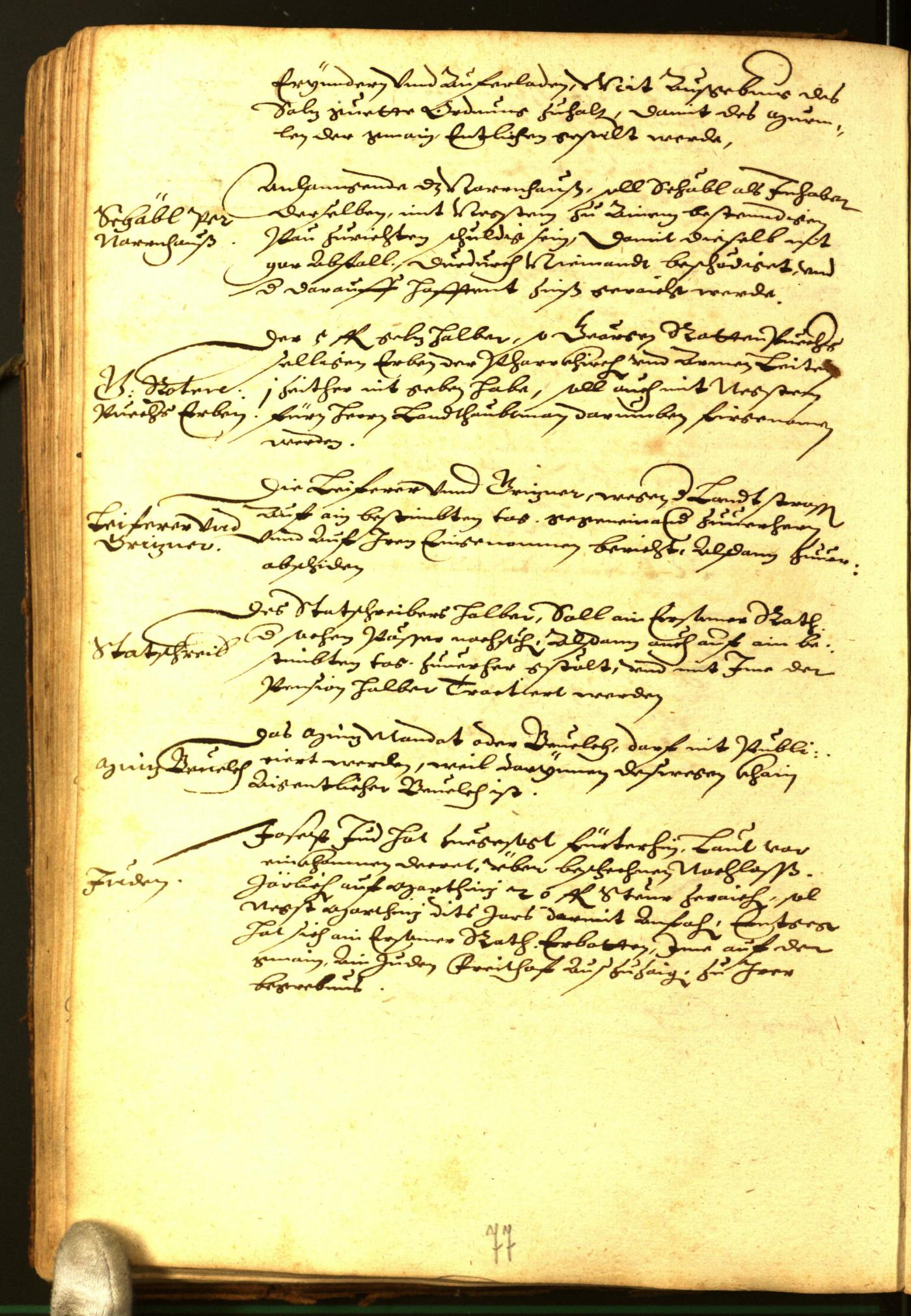 Civic Archives of Bozen-Bolzano - BOhisto Minutes of the council 1588 